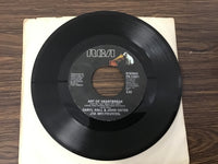 Hall and Oates Art of Heartbreak / One and one 45